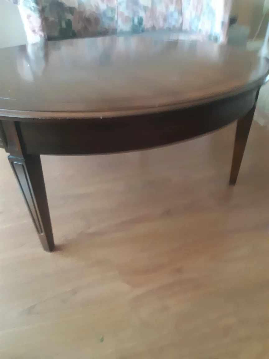 Round Wooden Coffee Table - photo 2