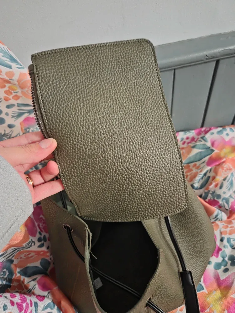 Pixie Mood Olive Green Bucket Bag vegan leather image indicator(2)