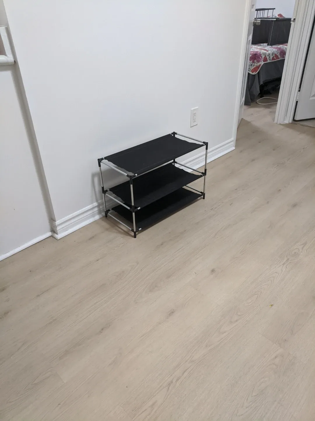 3-Tier Shoe Rack - Black image indicator(3)