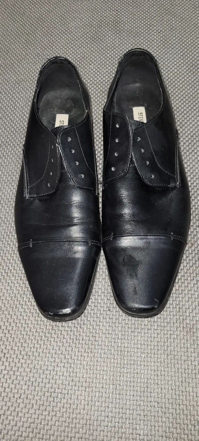 Steve Madden Black Dress Shoes