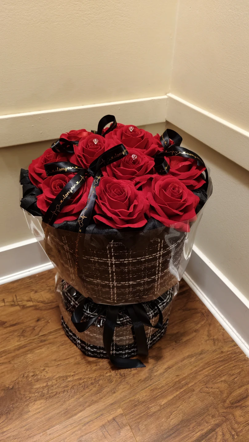 Red Rose Flower Bouquet