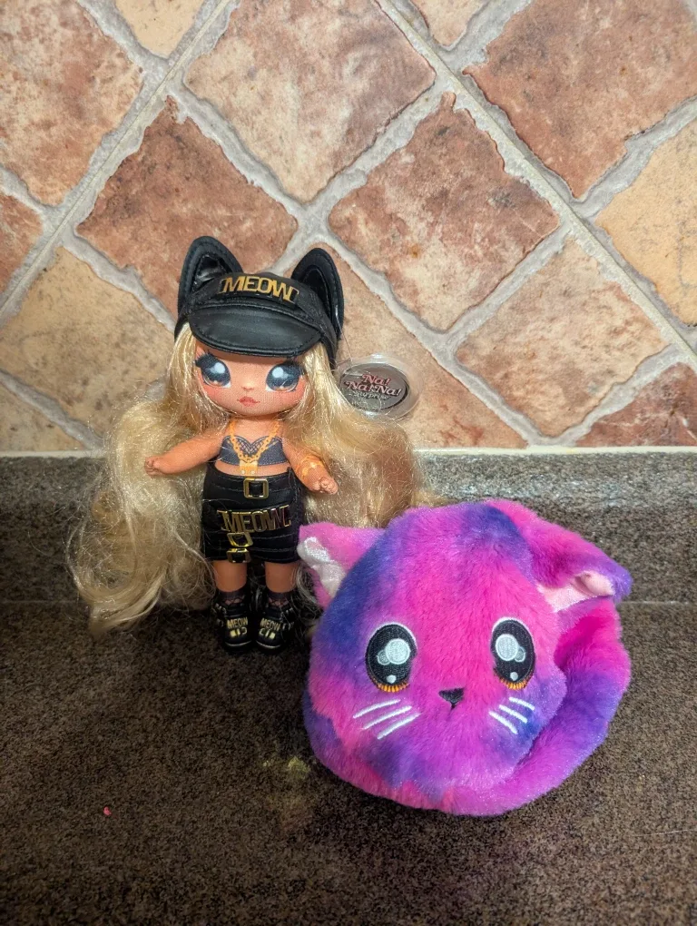 Na! Na! Na! Surprise Doll & Plush Purse image indicator(6)