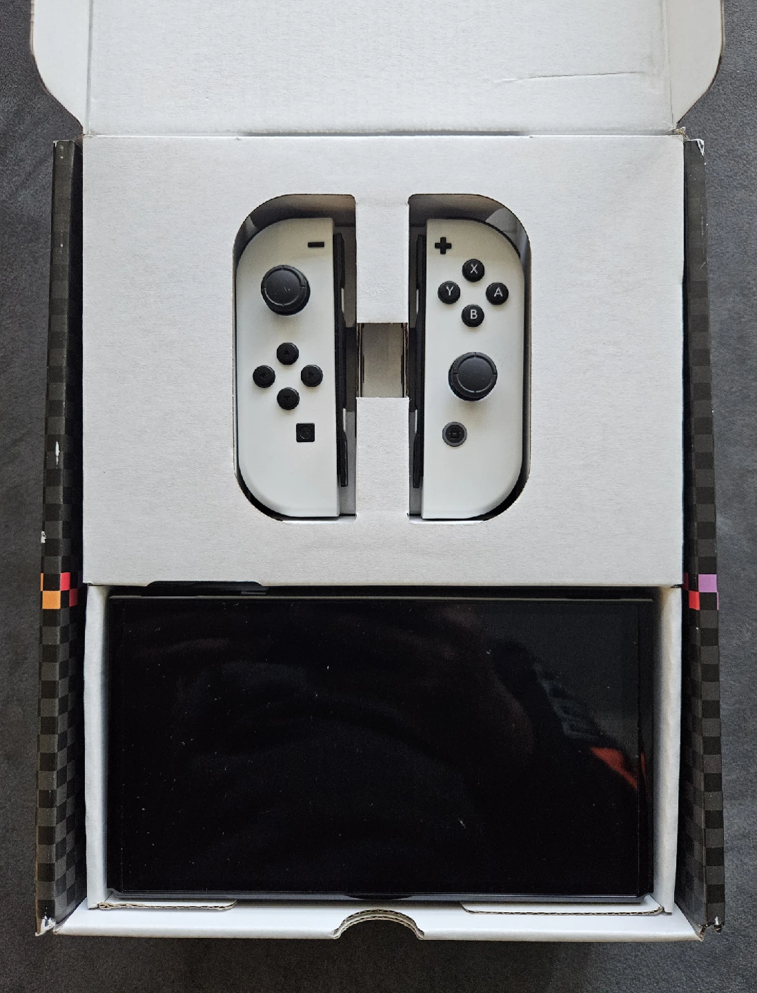 Nintendo Switch OLED Mint Condition Like New - photo 2