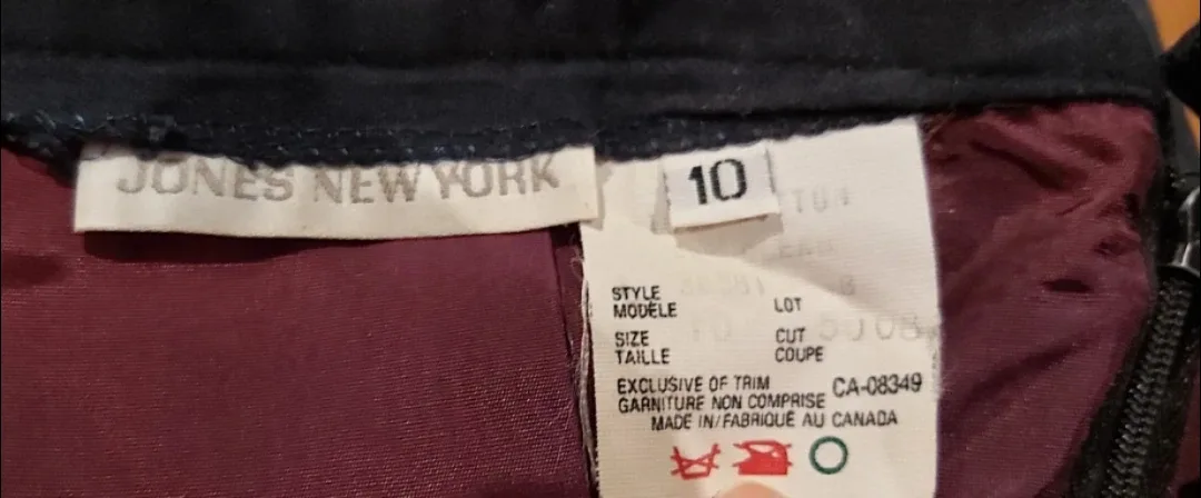 Jones New York Skirt - Size 10 image indicator(2)