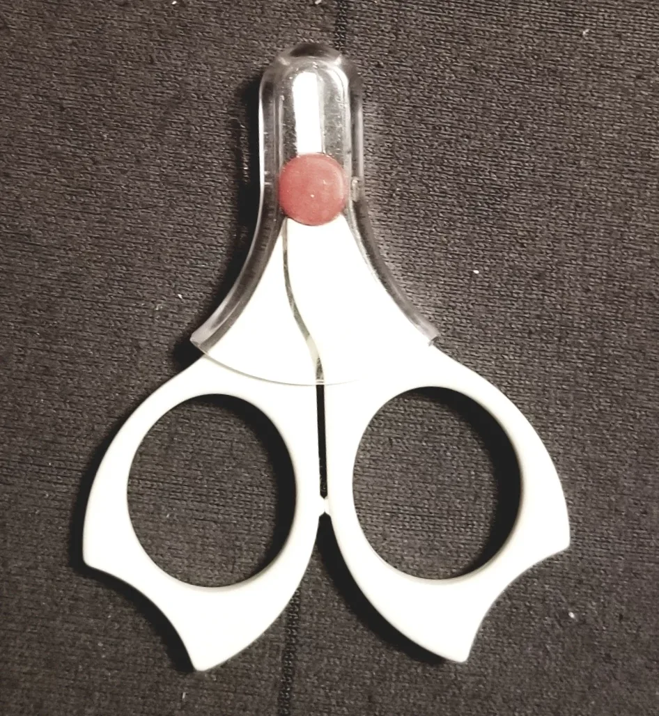 Baby Nail Scissors #freecycle