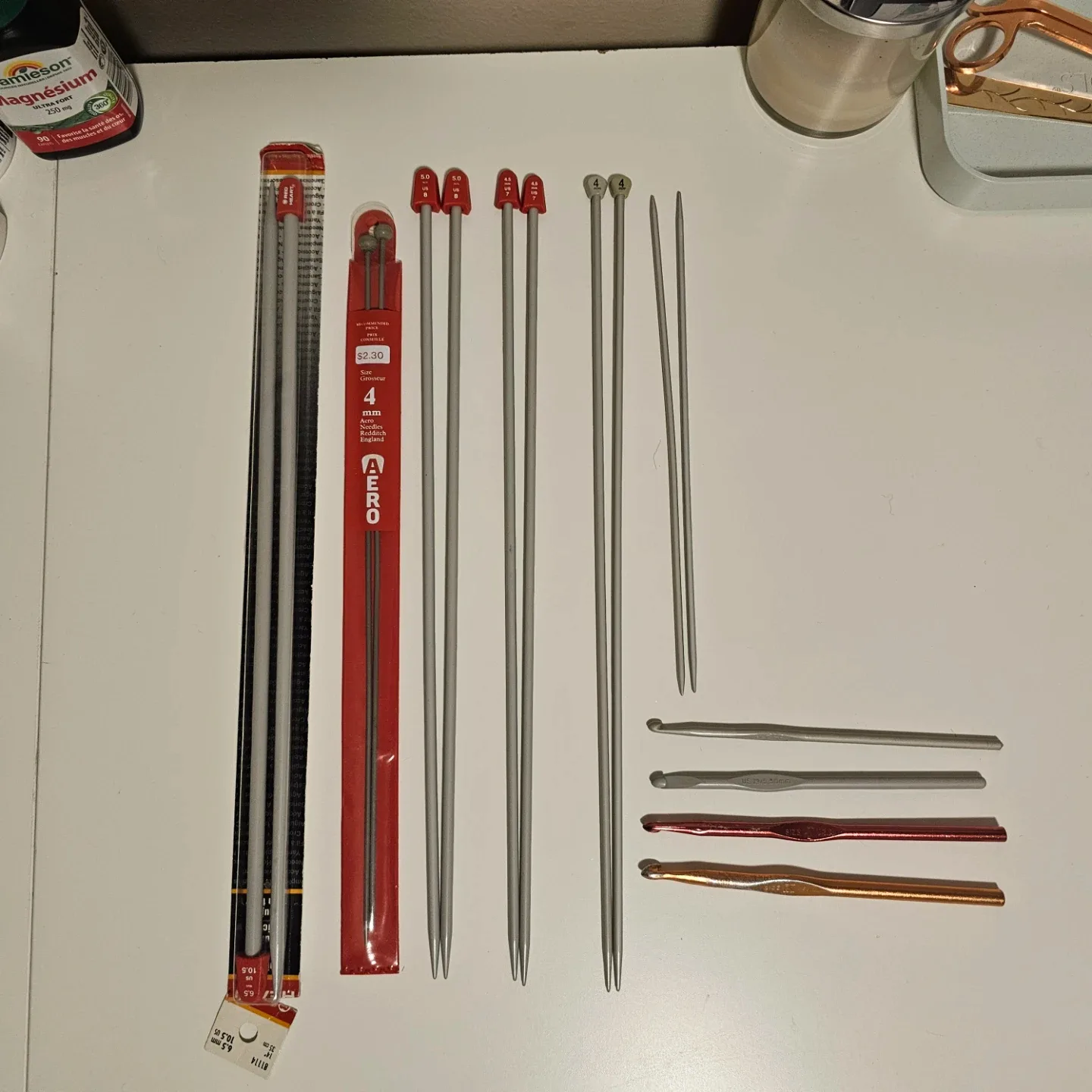 Yarn and Needles image indicator(4)