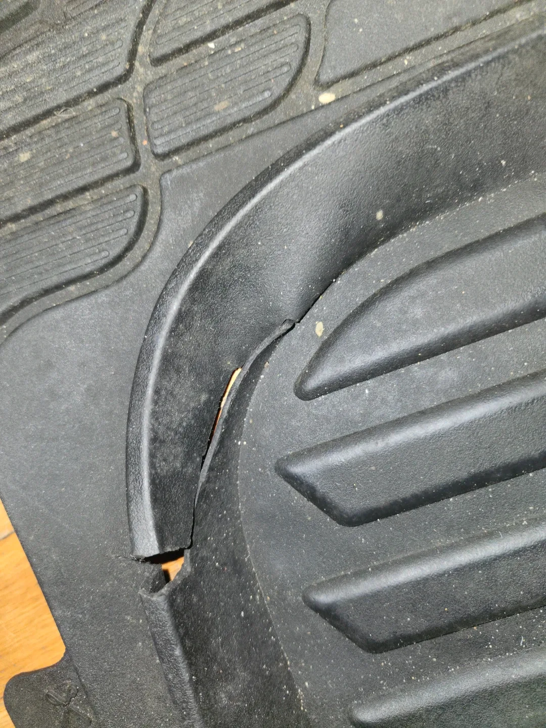 Motor Trend FlexTough Contour Floor Mats - Black image indicator(2)