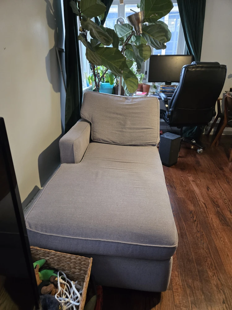 FREE Small Chaise - photo 2