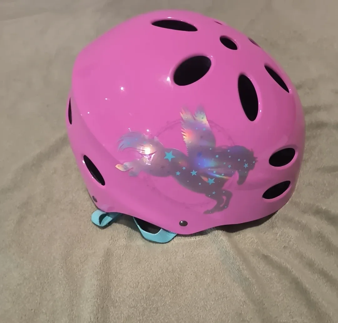 LIL RIDER Pink Helmet with Pegasus image indicator(3)