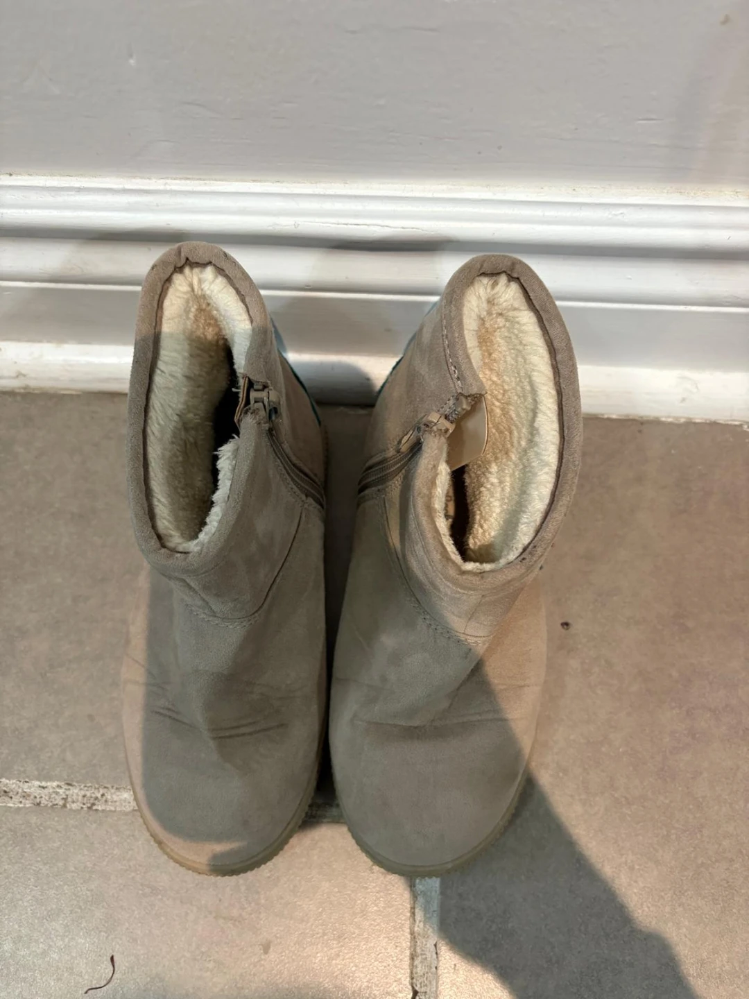 Cat & Jack Toddler Boots - Size 11 - photo 3