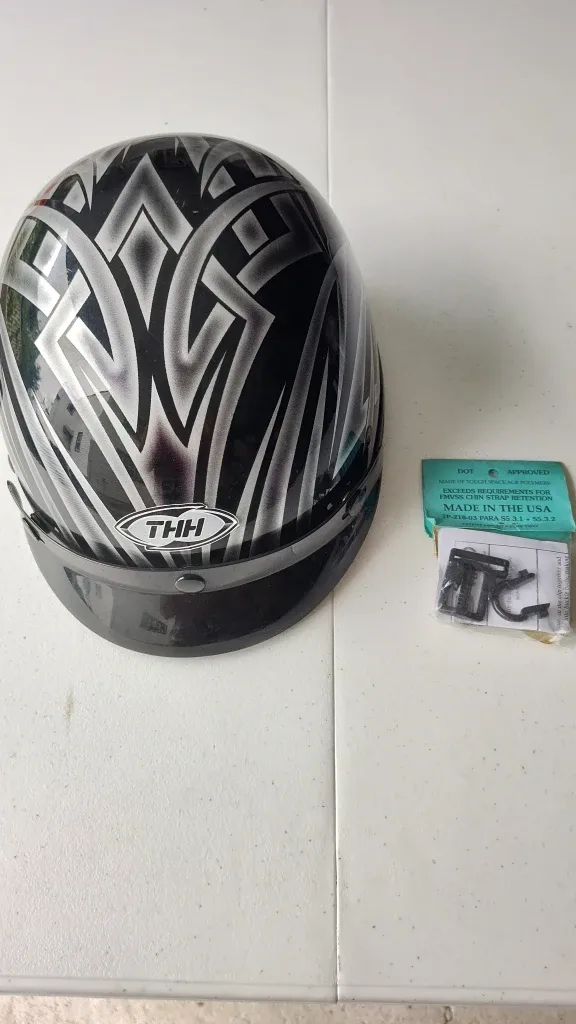 REV'IT! & BILT Motorcycle Gloves image indicator(7)