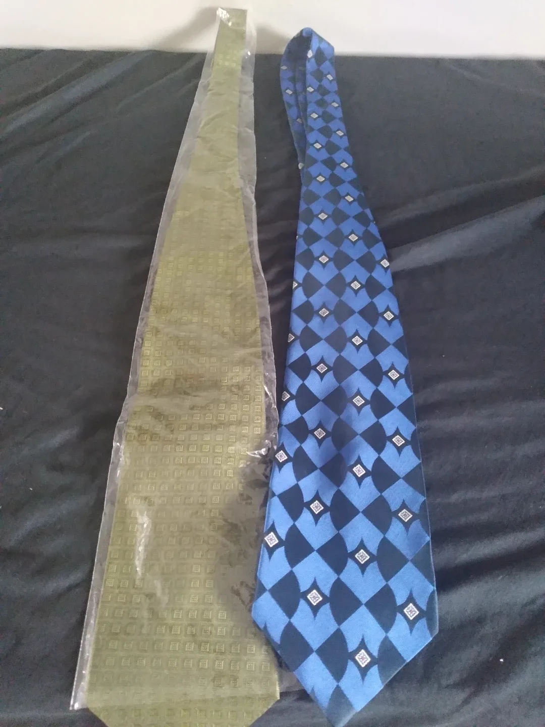 $15 ties image indicator(2)