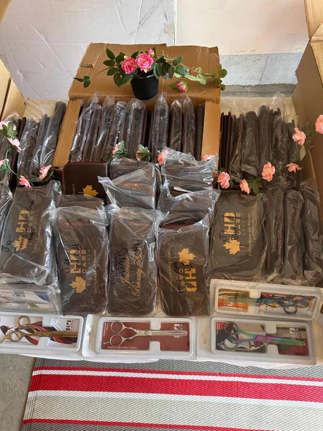 HB Care & Fakhra Pro Hairdressing Scissors Set image indicator(9)