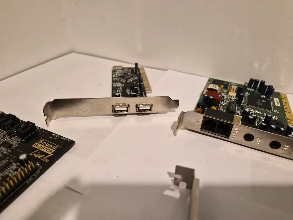 Sound Blaster Live! & Assorted PC Cards image indicator(5)