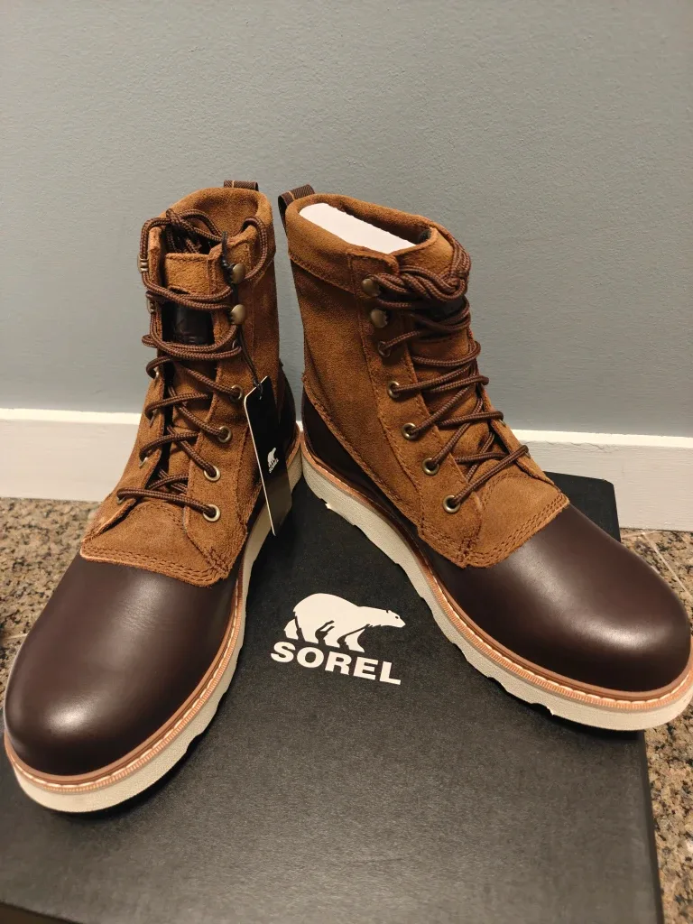 Sorel Slabtown 62 Caribou WP Boots - Men's 8.5 in box.