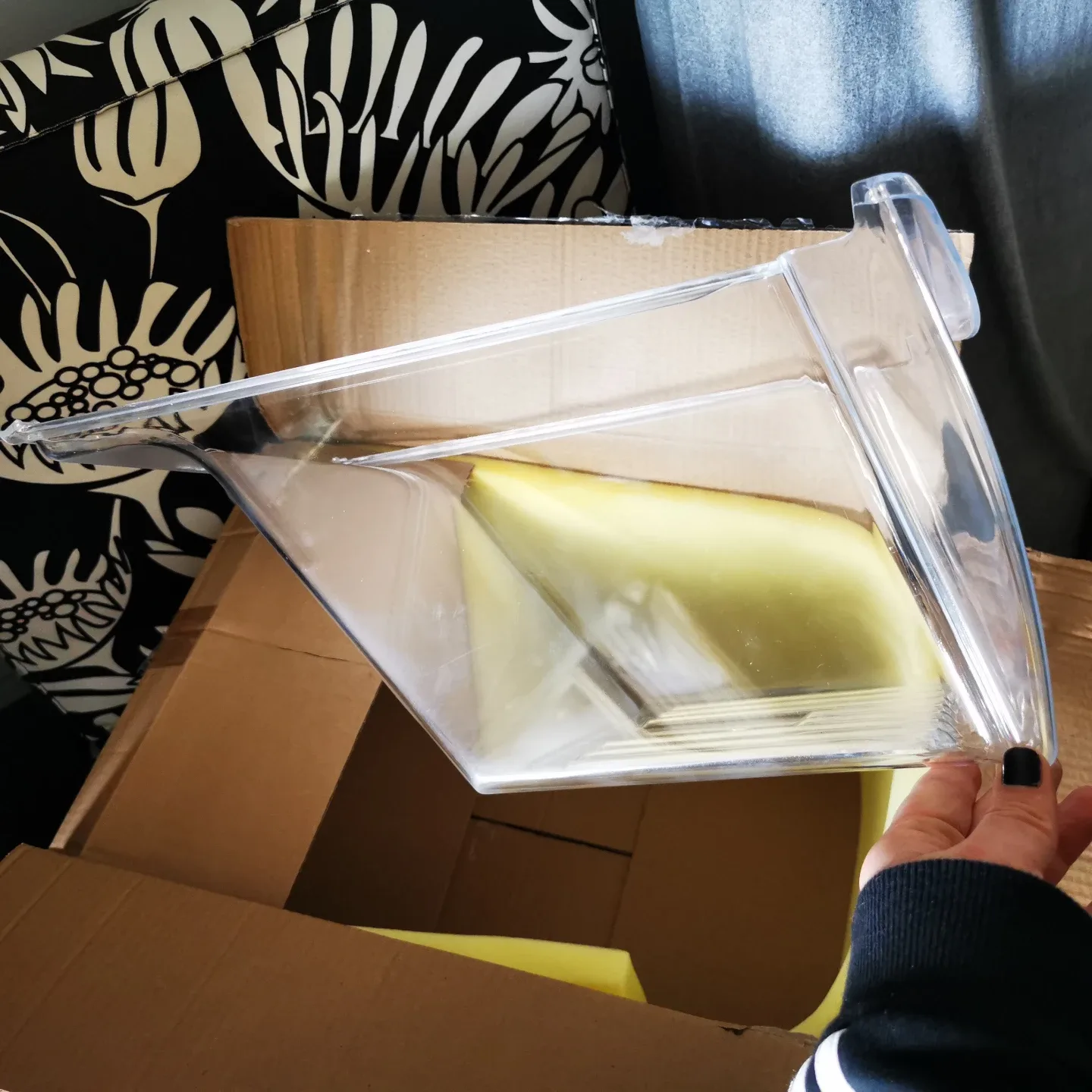 Kenmore Refrigerator Crisper Drawer Bin image indicator(3)