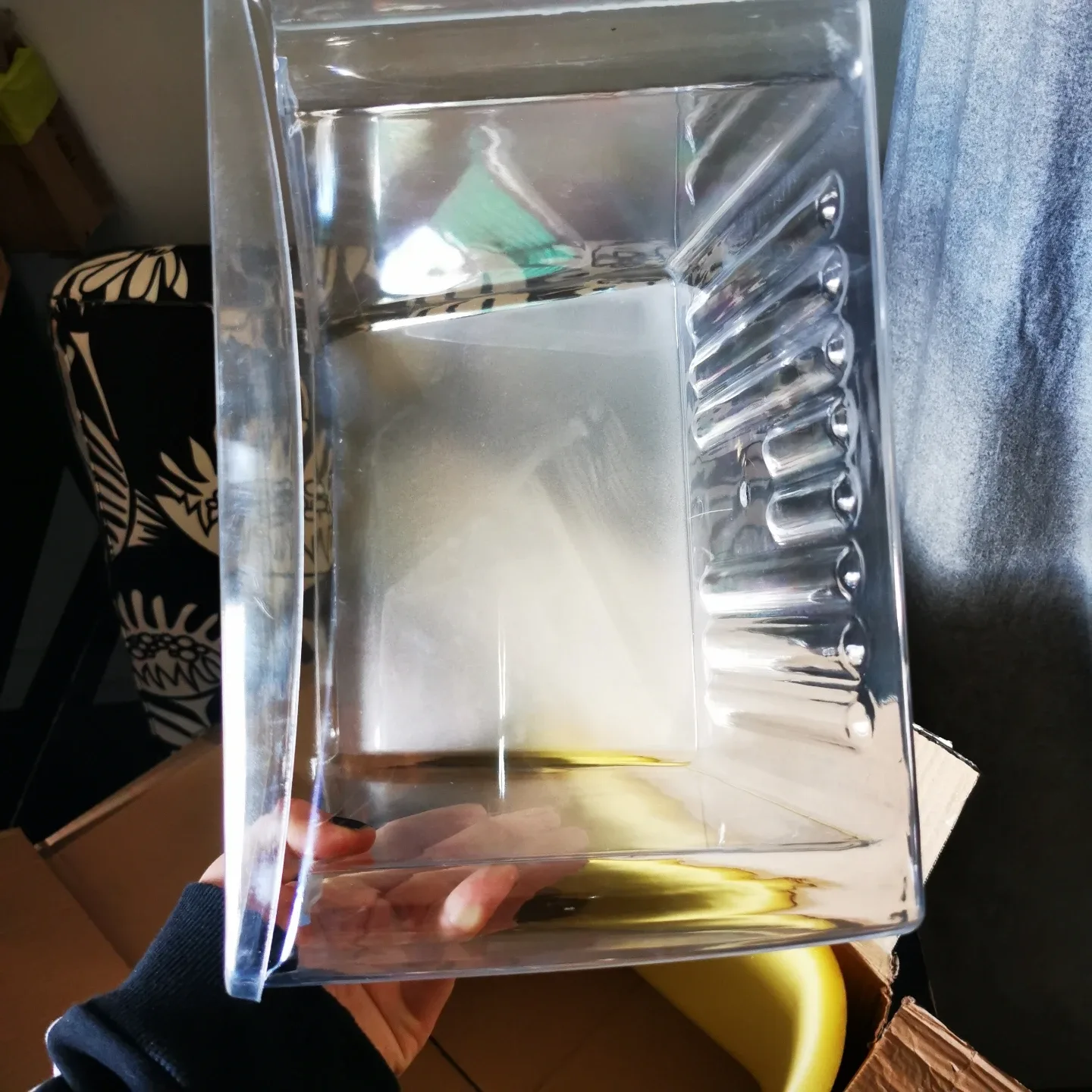 Kenmore Refrigerator Crisper Drawer Bin image indicator(4)