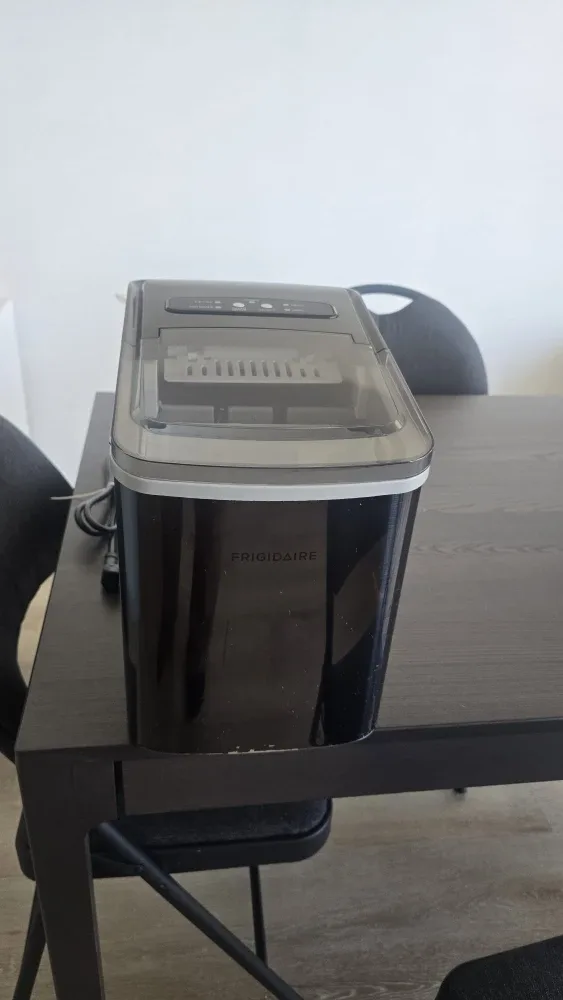 Frigidaire Ice Maker