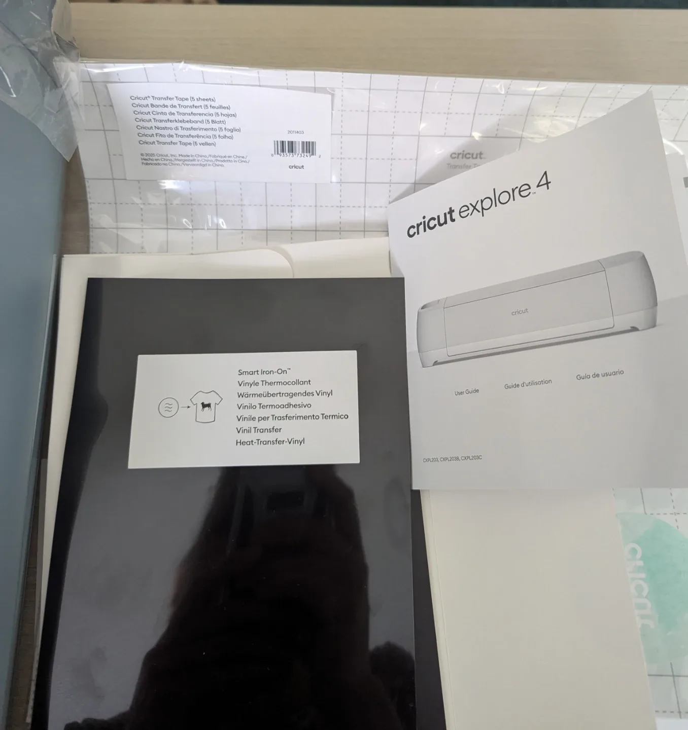 Cricut Explore 4 Smart Cutting Machine Bundle - Like New! image indicator(8)