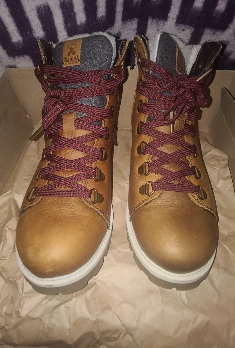 Kamik womans Brown Leather Boots image indicator(7)