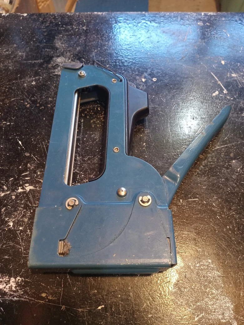 Staple Gun - Hand Tool