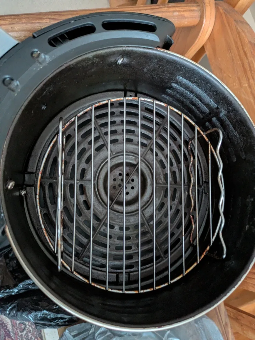 Gourmia Air Fryer with extra basket image indicator(2)