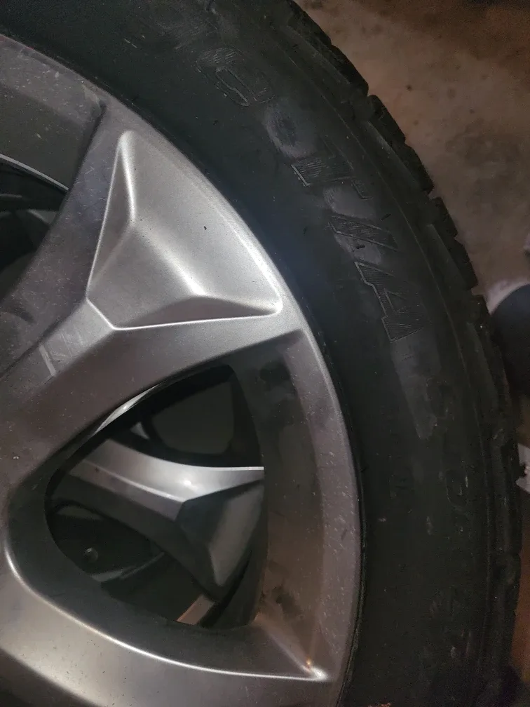 Toyota Wheel with BFGoodrich Winter Tire image indicator(4)