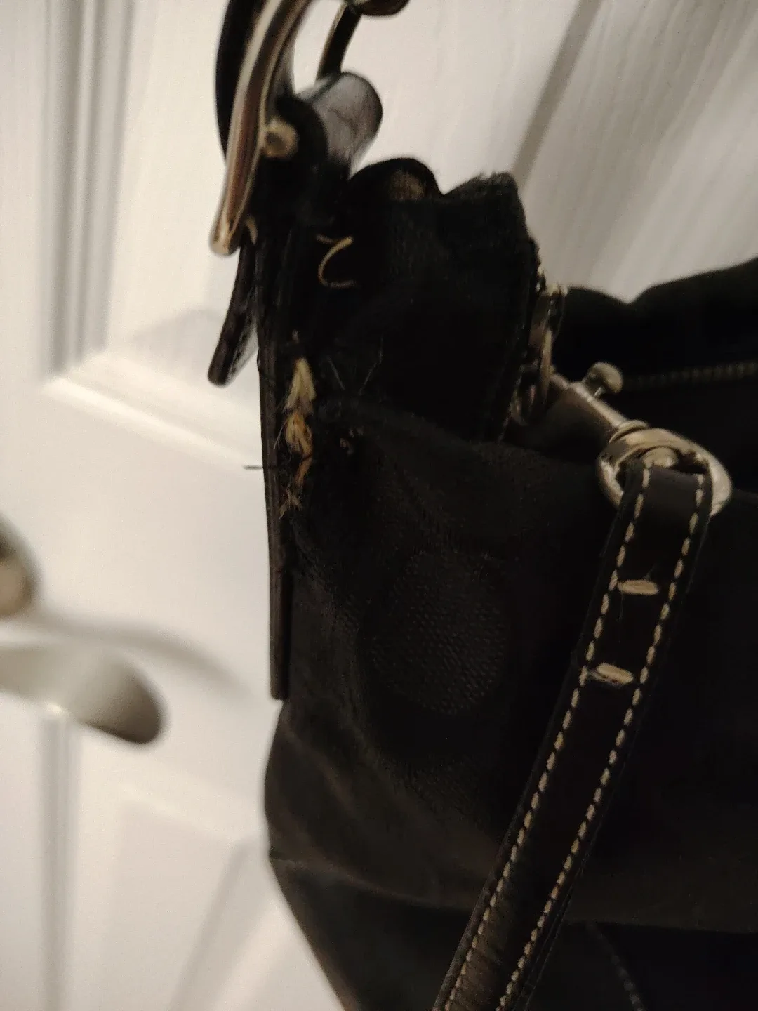 Coach Black Handbag image indicator(5)