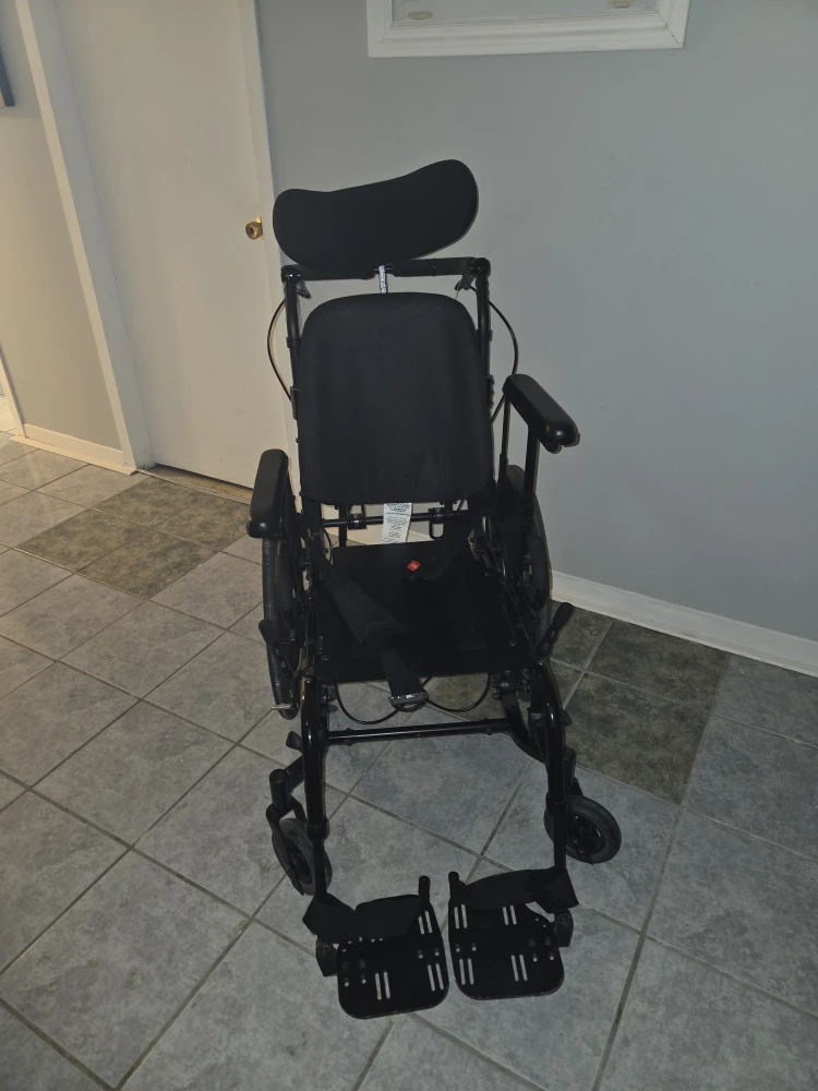 Sunrise tilt Seating Wheelchair - photo 4