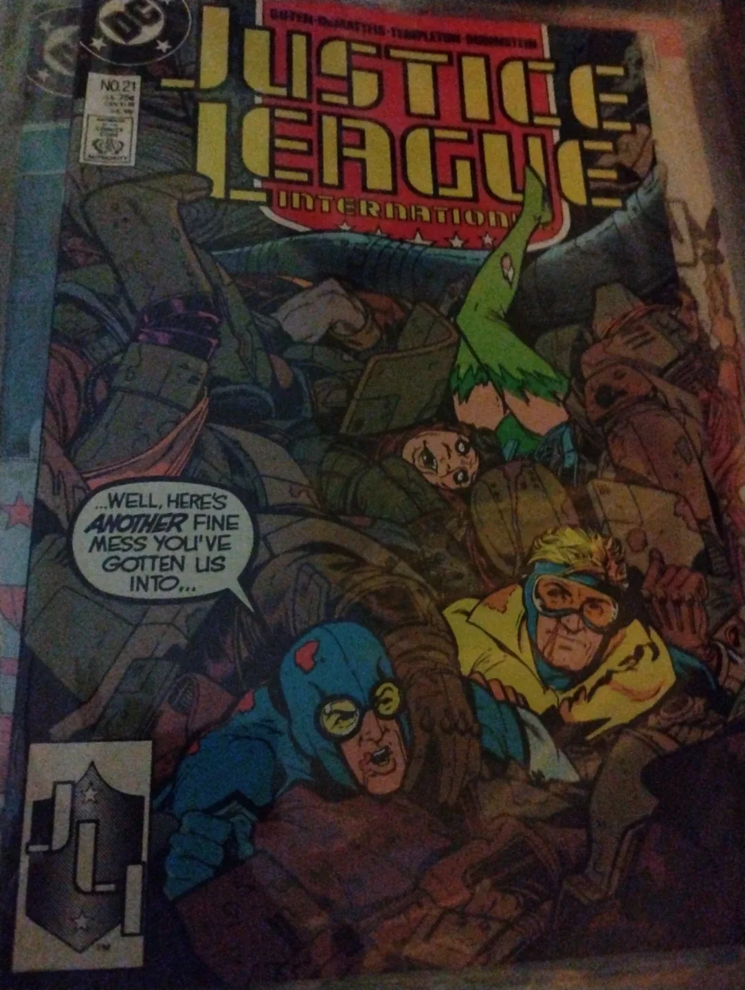 Justice League International Comic Book Lot image indicator(6)