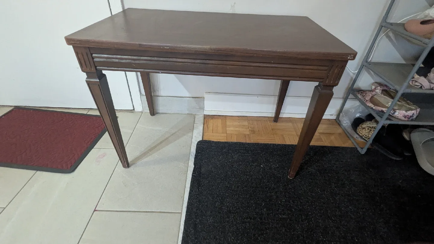 Assorted Used Side Tables image indicator(5)