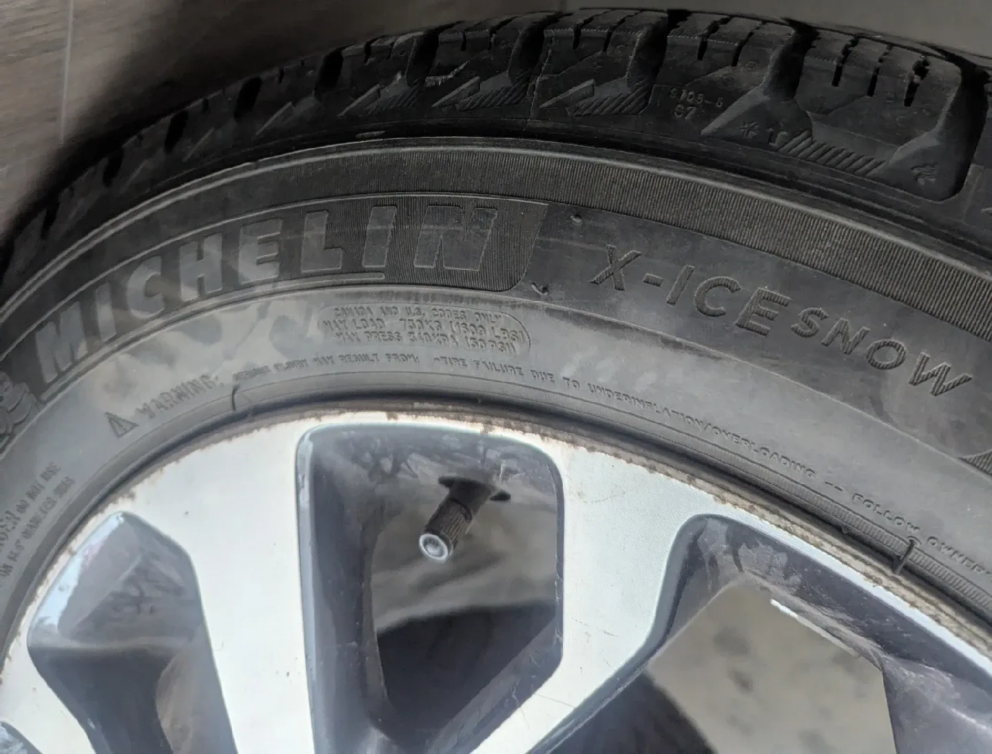 Honda Civic winter tires on Honda rims image indicator(6)