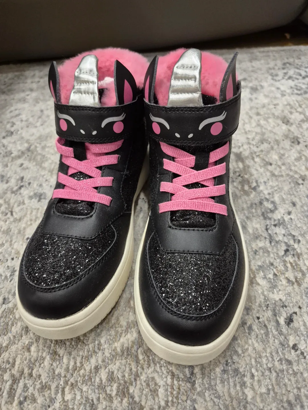 New H&M Unicorn High-Top Sneakers - US 2.5 image indicator(3)