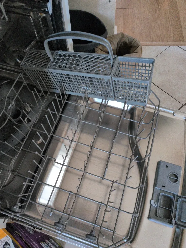 GE White Dishwasher image indicator(3)