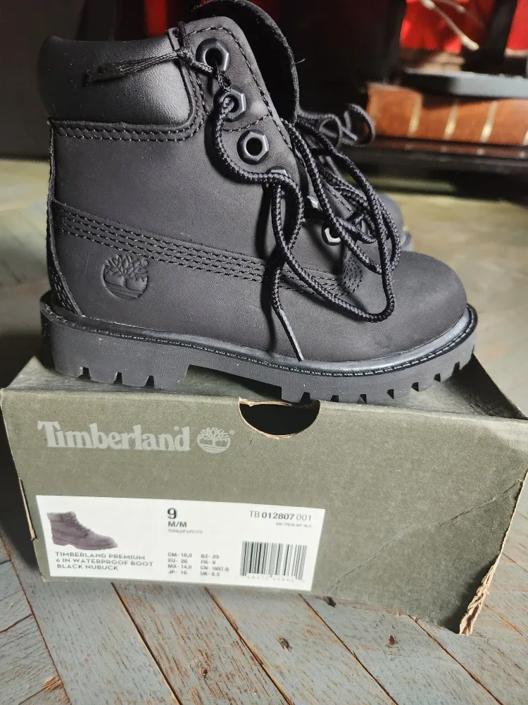 Timberland Premium Waterproof Boots - Size 9M - Black Nubuck