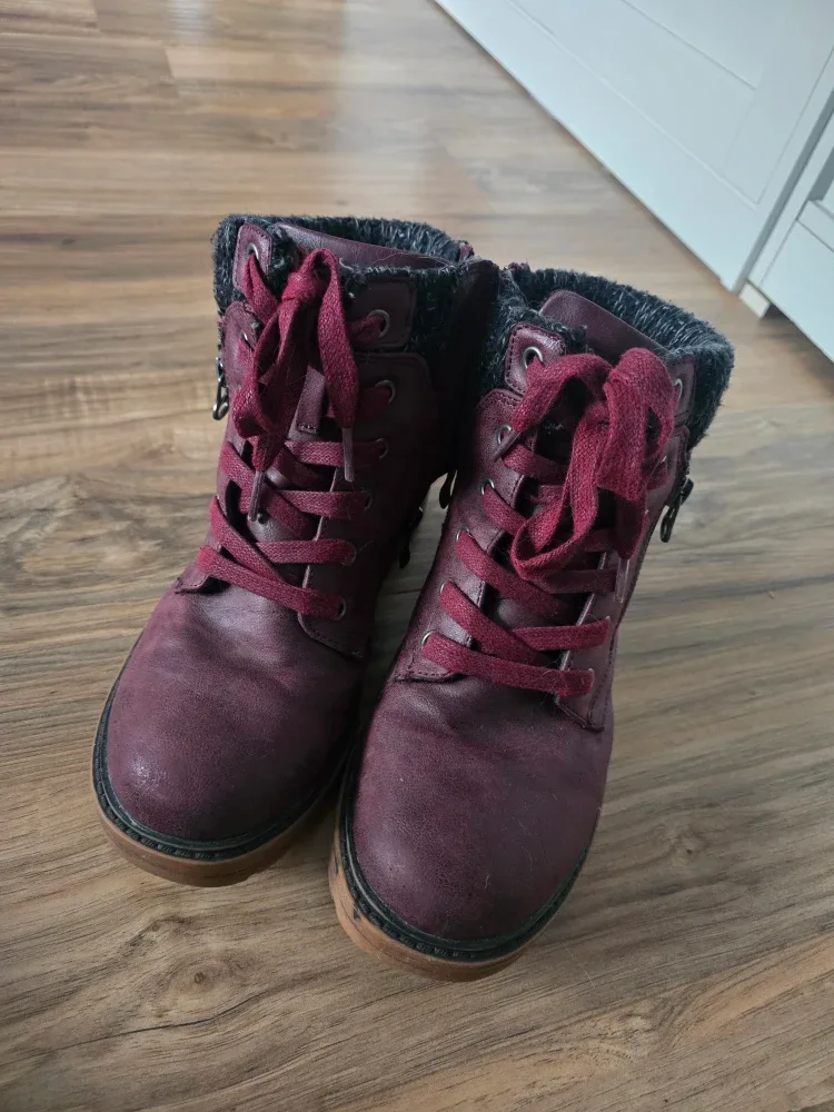 Size 7 ankle boots