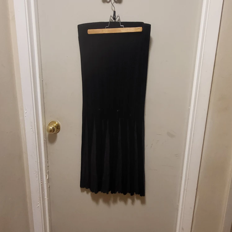 Flair Black Wool Blend Skirt - Size Small