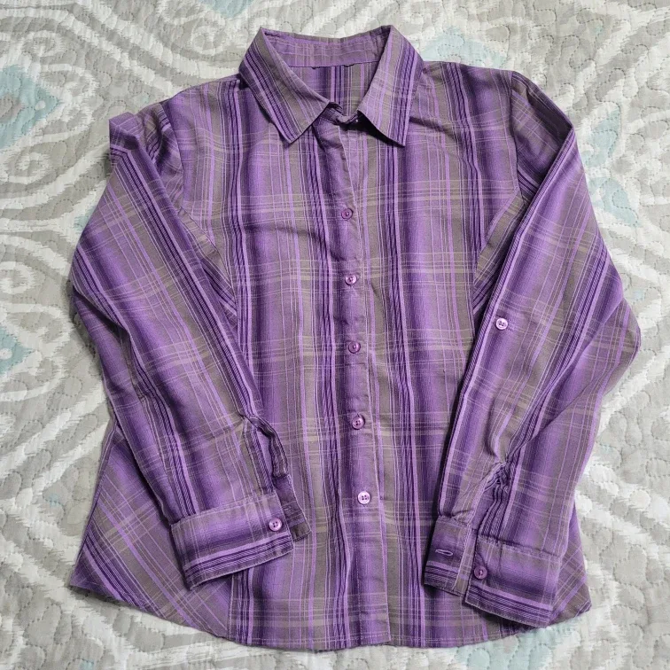 Ladies Size Small Petite Top thumbnail