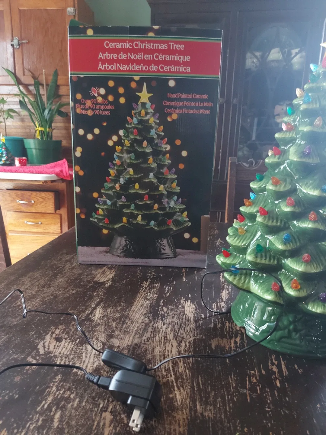 Ceramic Christmas Tree with Lights, Hand Painted image indicator(2)