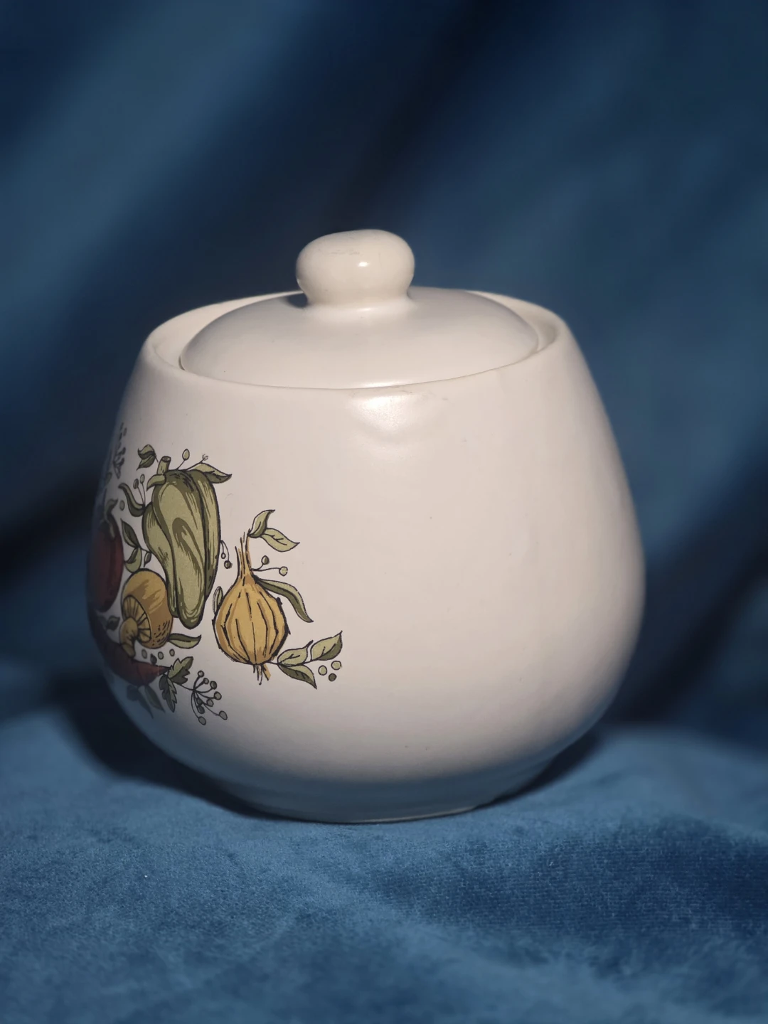 Vintage Ceramic Sugar Bowl with Lid - photo 2