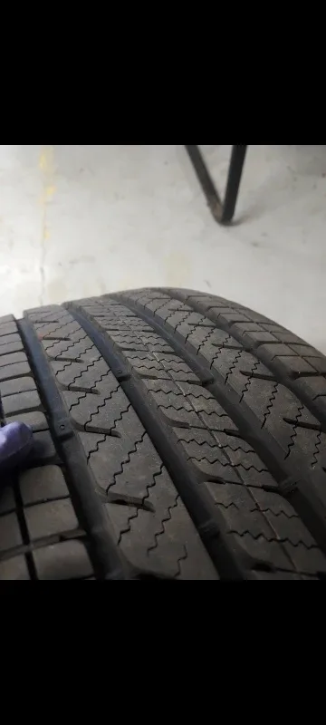 Bridgestone Turanza Tire 255/45R19 image indicator(5)