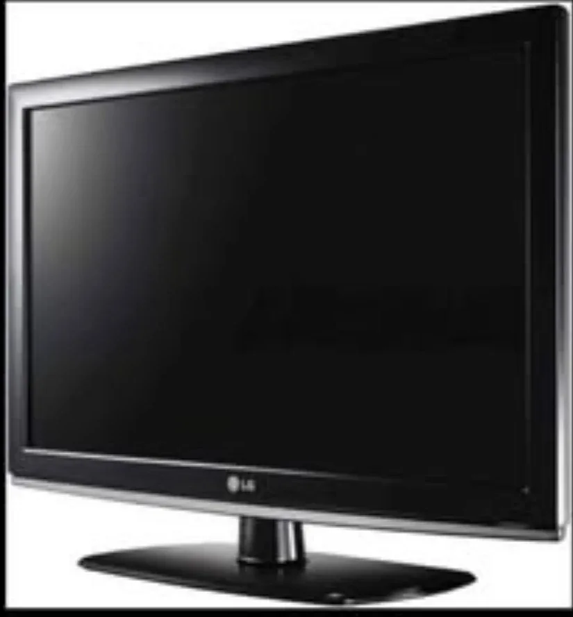 LG LCD TV  with remote & FREE Google Chromecast