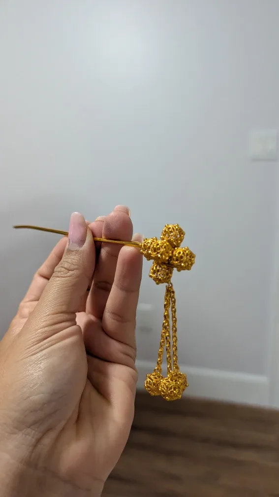 Gold Decorative Hair Pin image indicator(2)