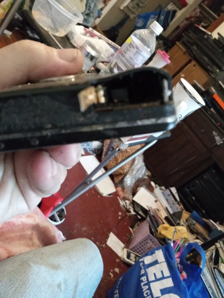 this is an old 1980s Walkman image indicator(3)