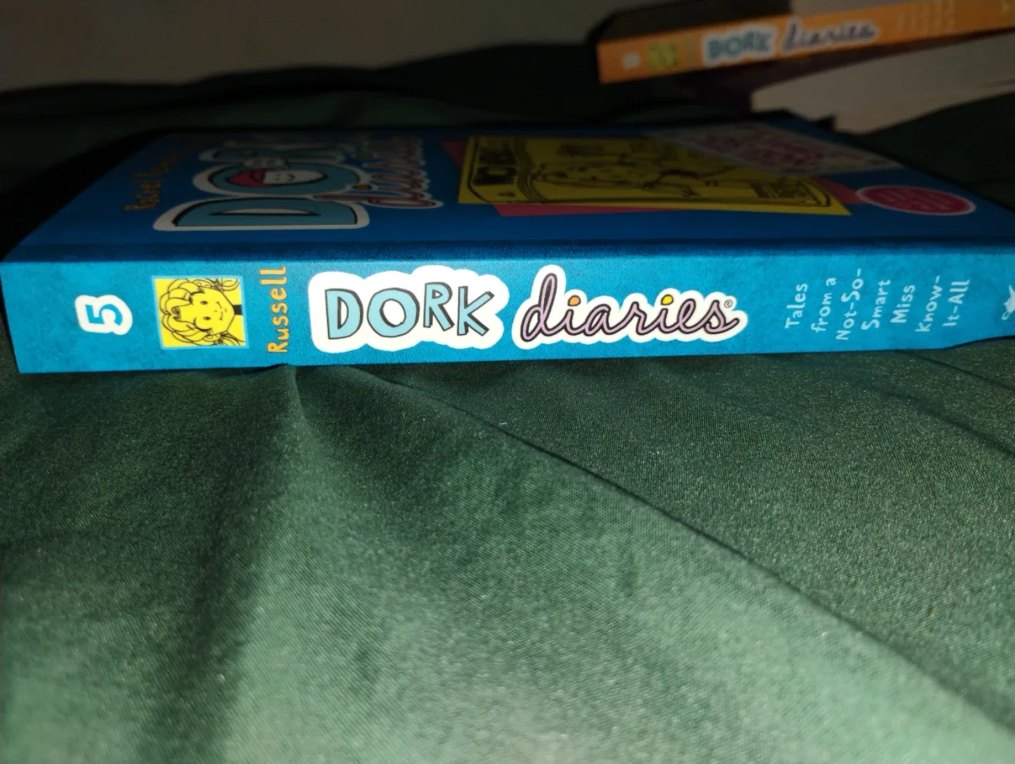 Dork Diaries: Tales from a Not-So-Smart Miss Know-It-All image indicator(2)