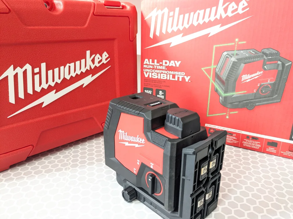 Milwaukee Green Cross Line & Plum Points Laser Level Combo image indicator(4)