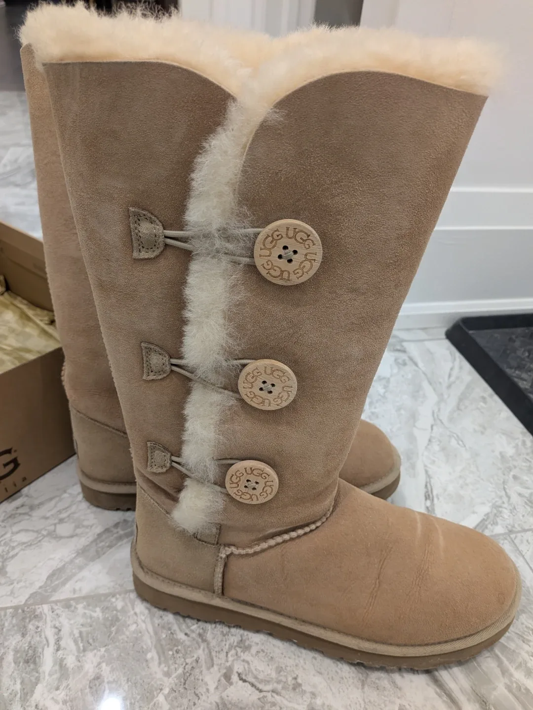 UGG Bailey Button Boots - Size 9 image indicator(6)