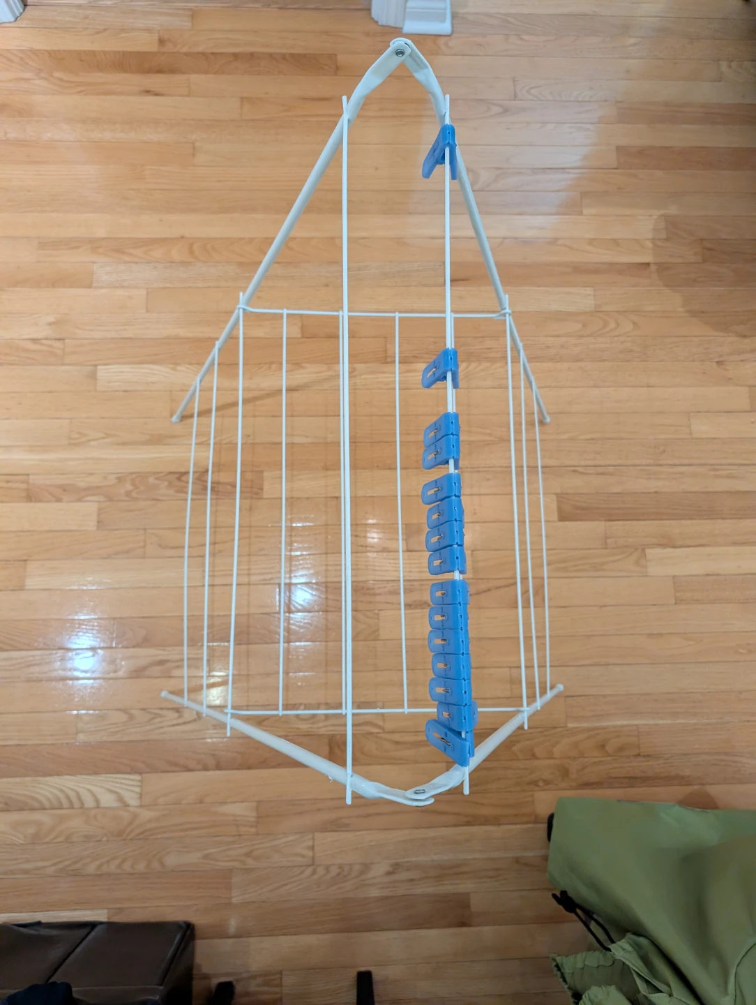 White Clothes Drying Rack (12 pins included) - photo 2