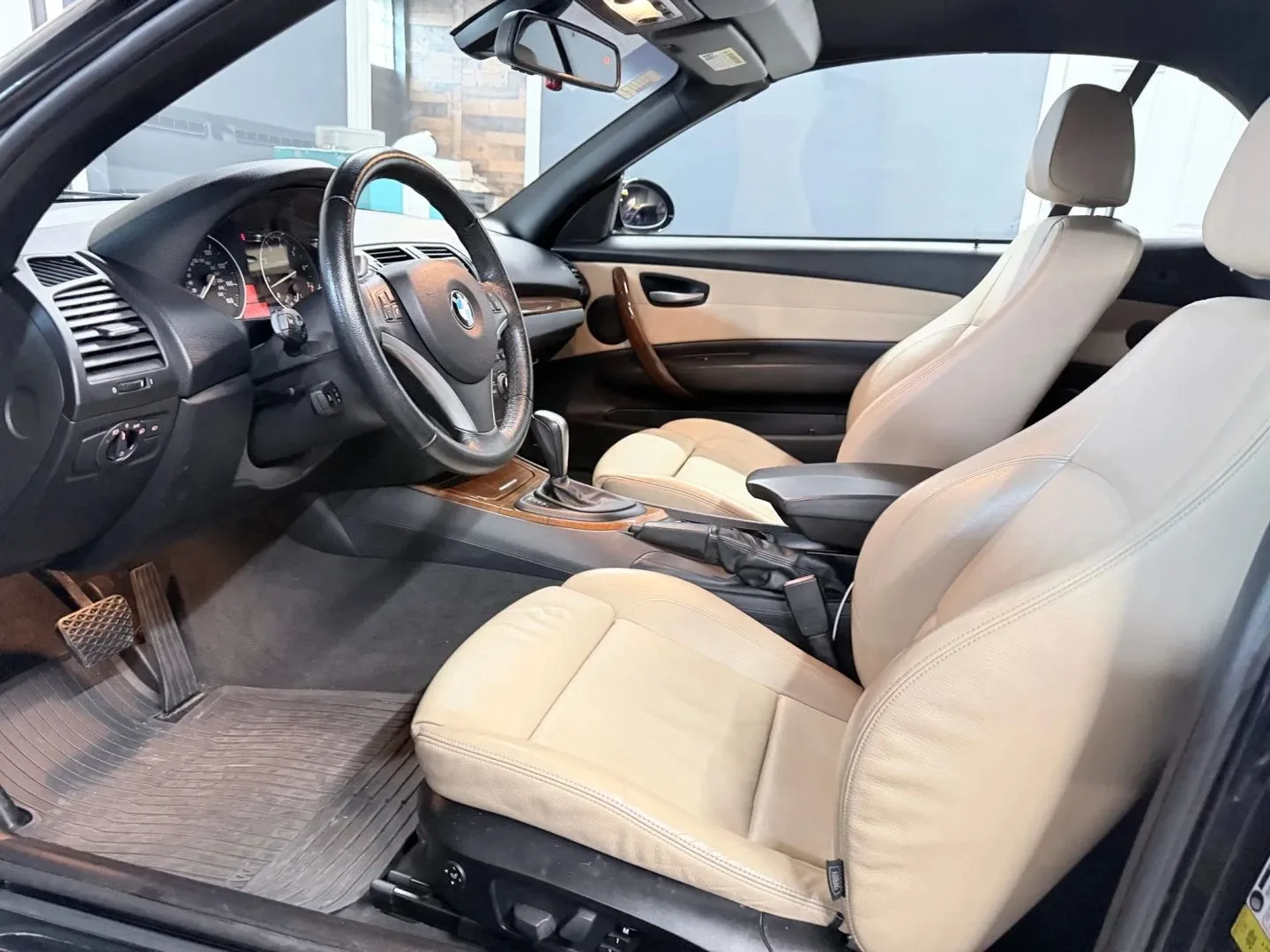 **2008 BMW 1 SERIES** FINANCING AVAILABLE! image indicator(6)