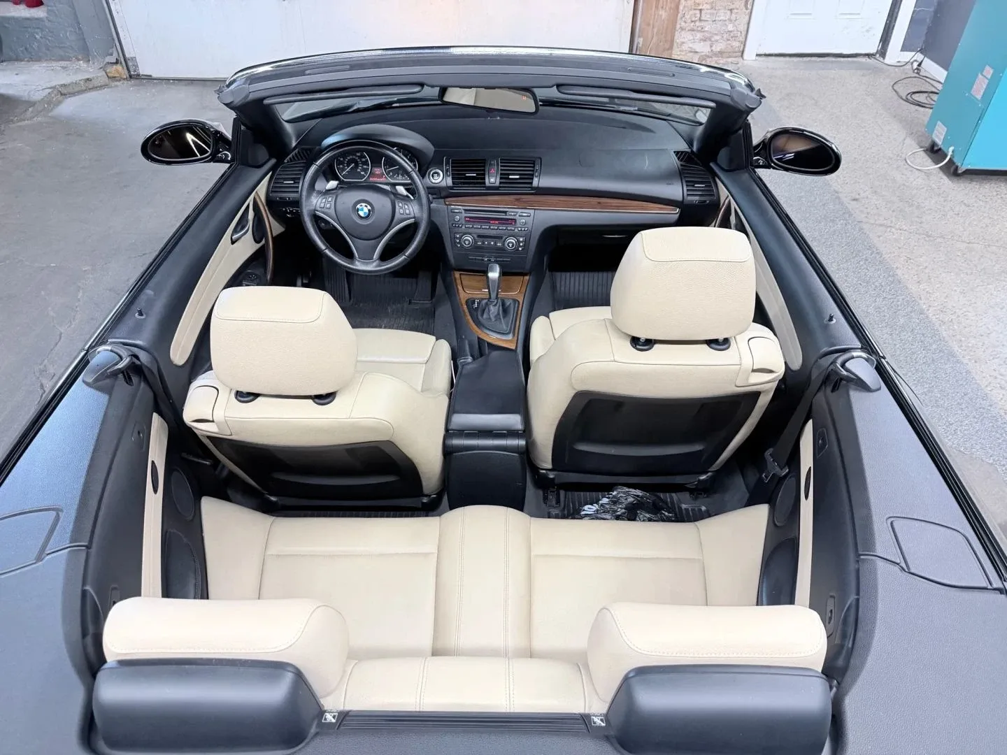 **2008 BMW 1 SERIES** FINANCING AVAILABLE! image indicator(10)